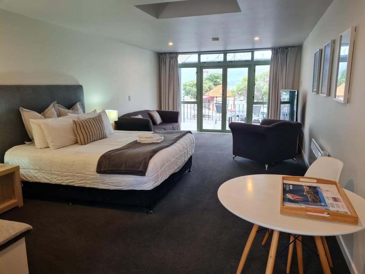The Wharf Seaview Apartments By Avi Akaroa Esterno foto